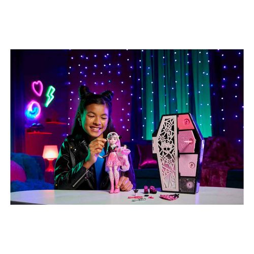 Muñeca Monster High Draculaura HNF73