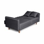 makora4127502318246505_05