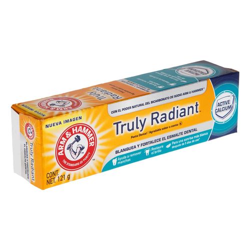 Pasta Dental Arm & Hammer Truly Radiant Blanqea y Fortalece Menta 121g