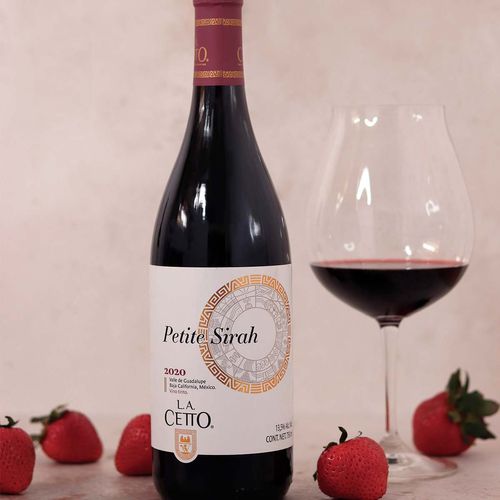 Vino Tinto L.A. C etto Petite Sirah 750ml